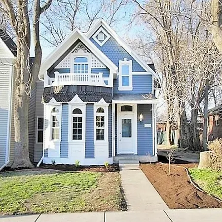 Historic Downtown Victorian House By Wasatch Vacation Homes